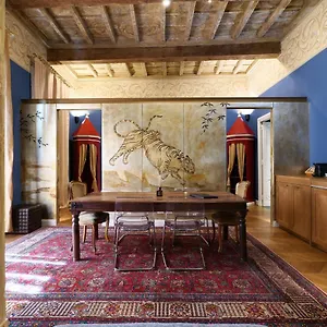 prestige-boutique-aparthotel-montenapoleone.italymilanhotels.net/