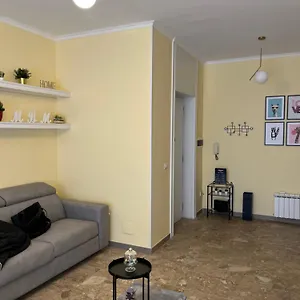 Apartament Mbm, Rzym