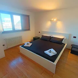 Apartament 10 Min To Center Luxury Panoramic Penthouse, Rzym